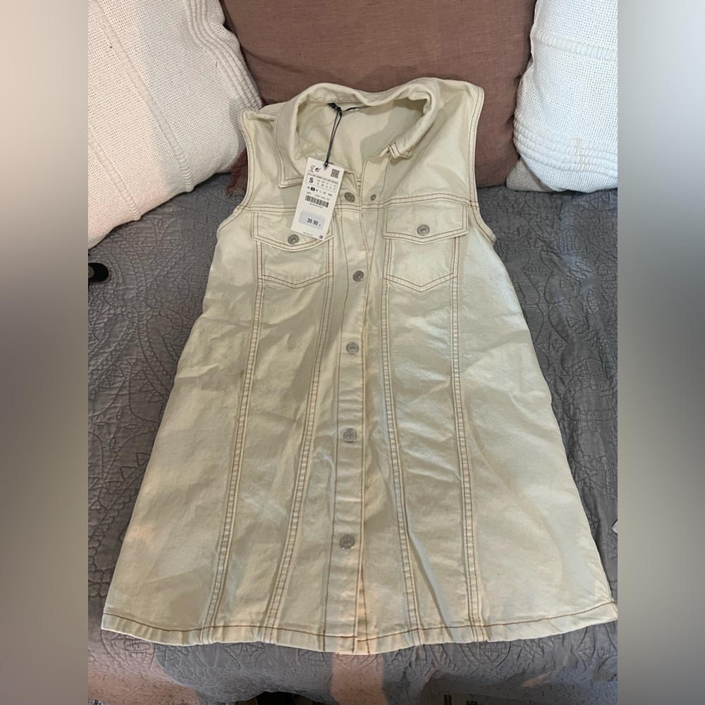 Zara jean dress size small